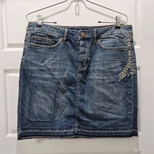 EDDIE BAUER DENIM BLUE JEANS SKIRT BUTTON FLY CREAM EMBROIDERY WOMEN   6 2010S